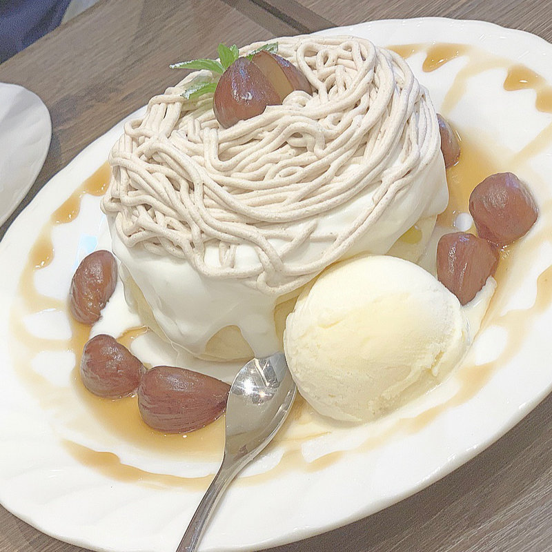 モンブランパンケーキ(さかい珈琲平塚河内店)