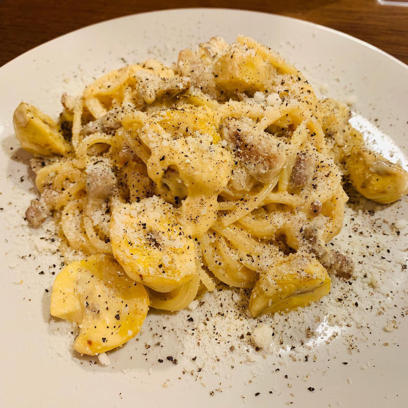 栗のカルボナーラ(バールクエロクエラ パン)