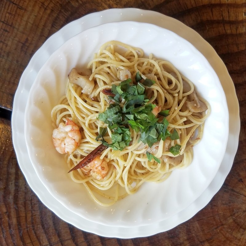 れんこんと海老入りスパゲッティ(ラ・タベルナ )