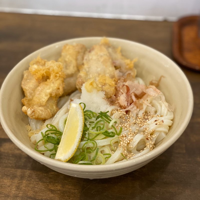 かしわ天ぶっかけうどん(讃岐のおうどん花は咲く 新宿戸山店)