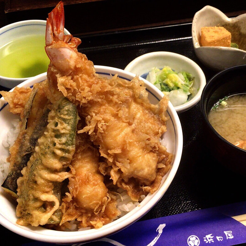 お昼の天丼(浜田屋)
