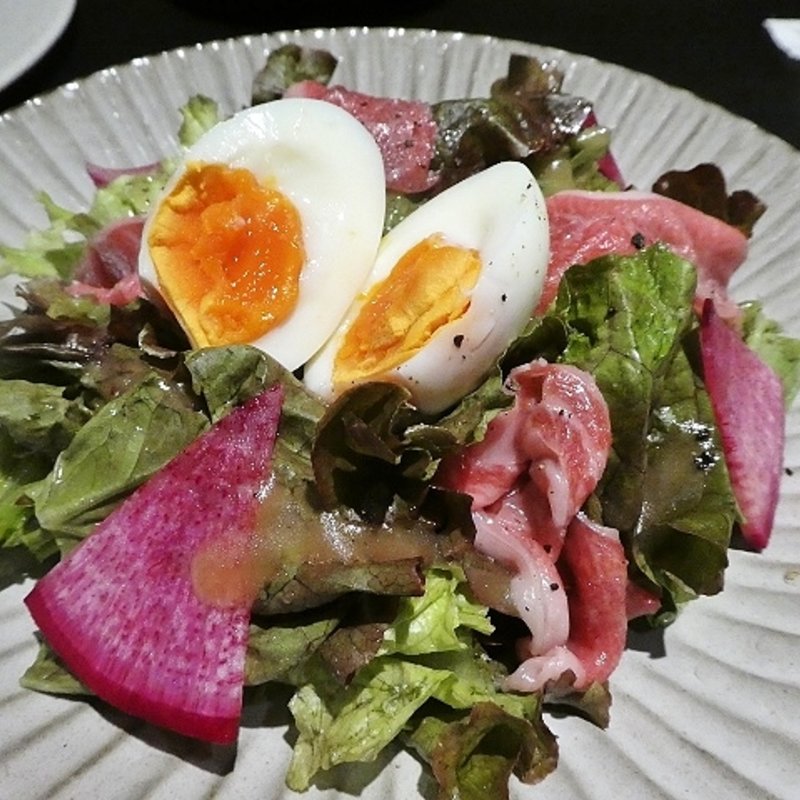 饗竜サラダ(肉食饗竜 心斎橋店)