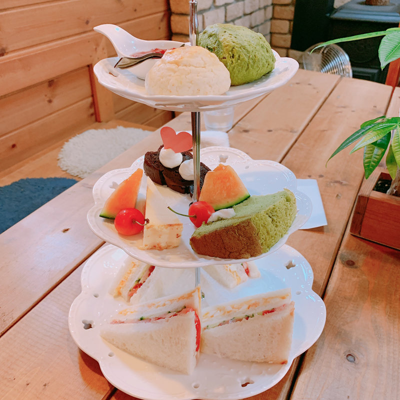 アフタヌーンティーセット(ウッディ カフェ)