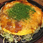肉玉ー麺、野菜、肉ダブル(広島お好み焼 鯉々 -こいこい-)