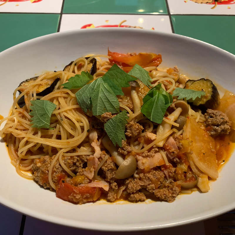 牛挽肉と茄子としめじのトマトソース(アップル （APPLE）)