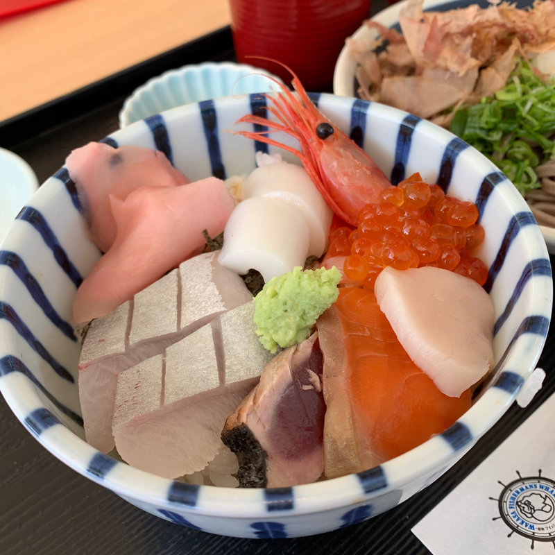 おろしそば海鮮丼セット(レストラン 海幸苑 （かいこうえん）)