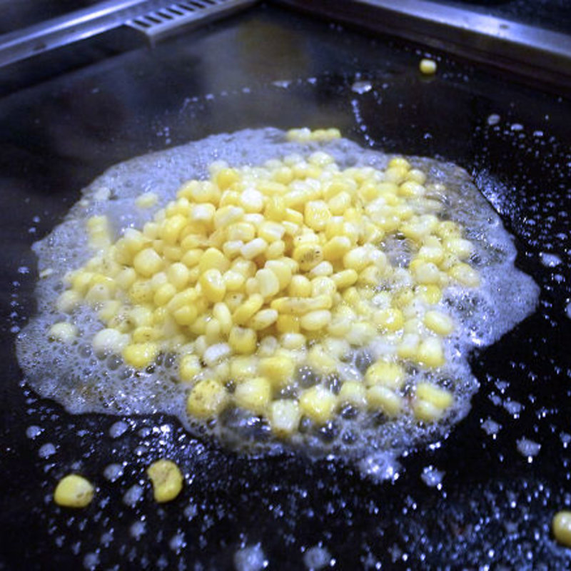 コーンバター(お好み焼き まるちゃん)