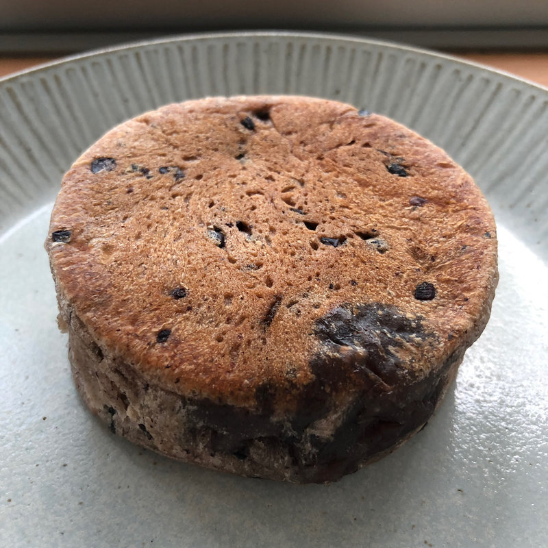 黒米あんぱん(年茶屋)