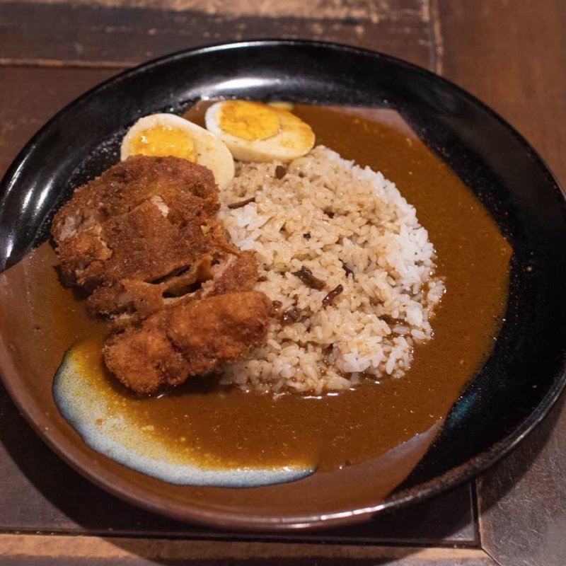 チキンカツカレー+ゆで玉子(インデアン （indean）)