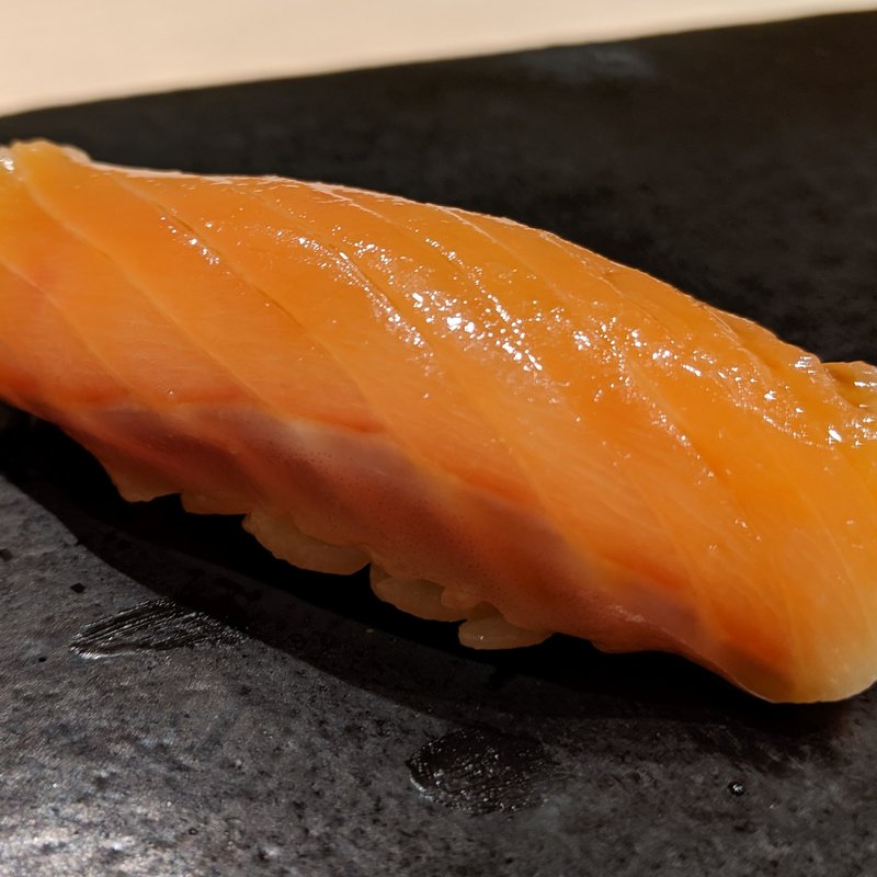 酢〆サクラマス(鮨 十兵衛)