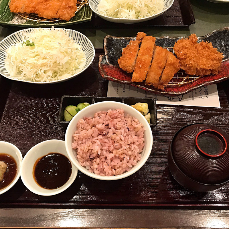 黒豚ロースとヒレかつの贅沢食べくらべ膳(とんかつ浜勝 新南陽永源山店 （はまかつ）)