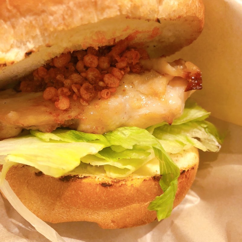 ザクザクREDスパイスローストチキンサンド(ベッカーズ 柏店 （Becker's）)