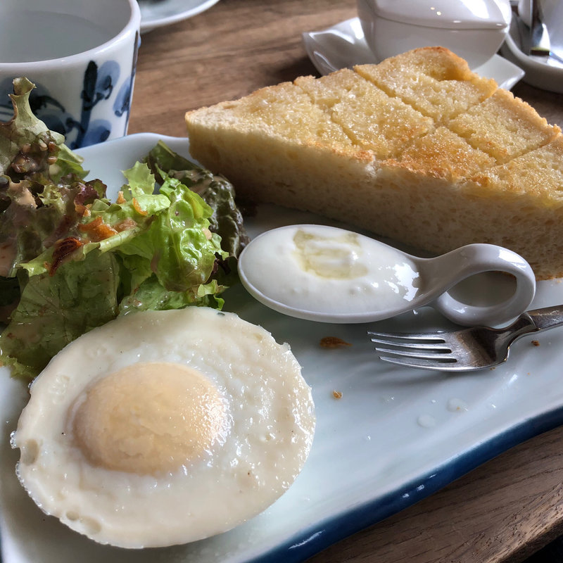 モーニングサービス(海の見えるカフェ （ウミノミエルカフェ）)