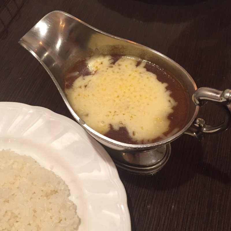 トマトとチーズのカレー(キュイ・ボンヌ)