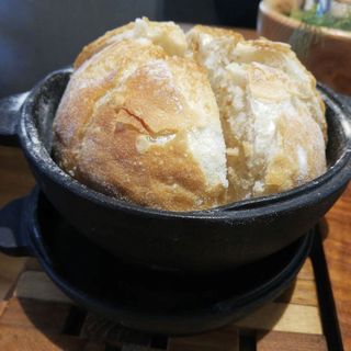 国産小麦と天然酵母の自家製パン(セララバアド)