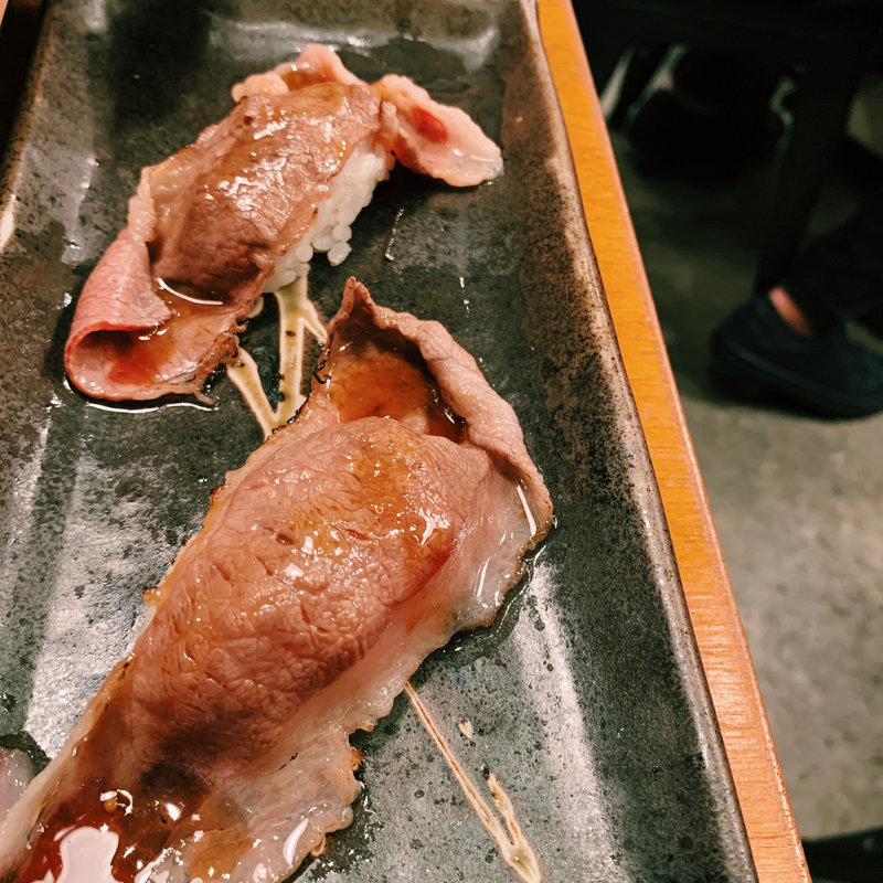 牛トロカルビ(肉寿司 )