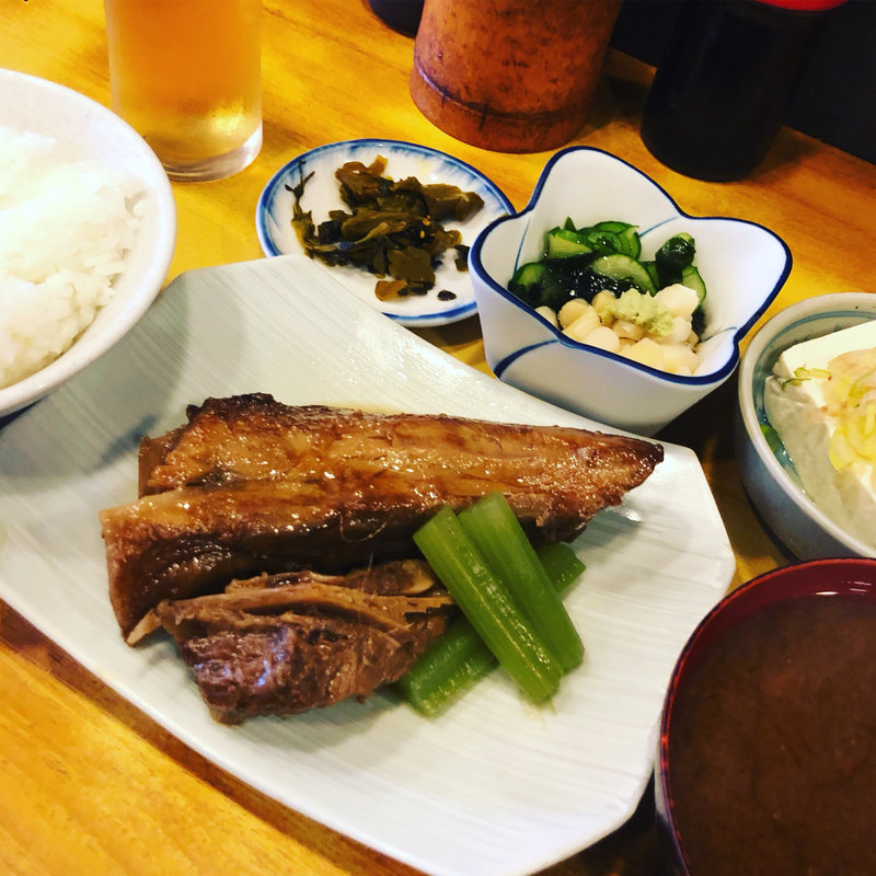 本マグロのど元うま煮定食(瀧元)