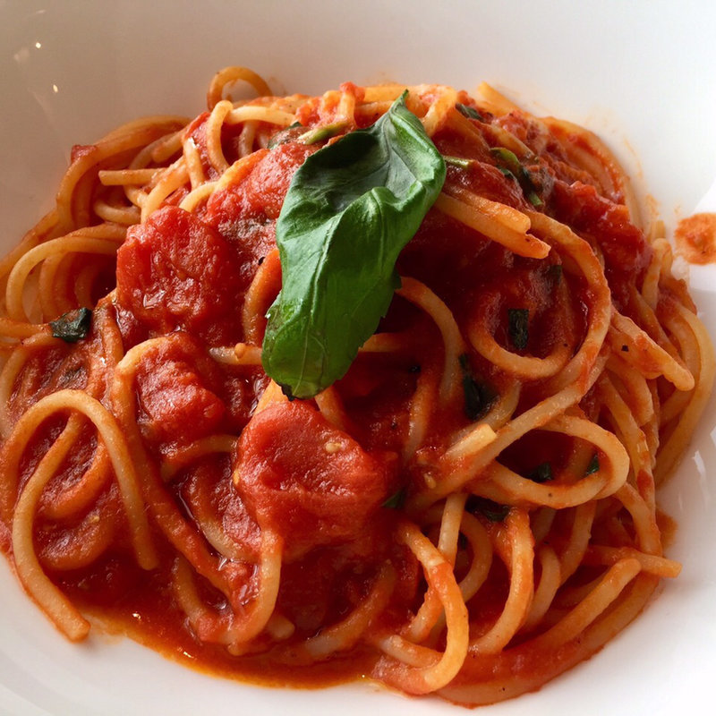 フレッシュトマトとバジルのスパゲッティ (ケシキ マンダリンオリエンタルホテル)
