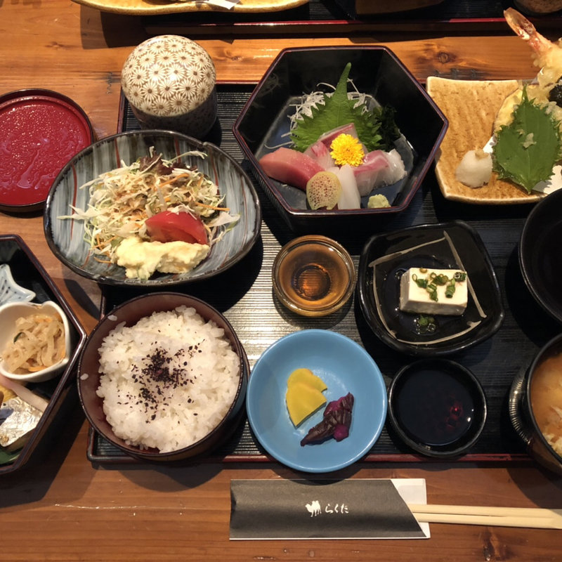 (舌皷酒房 らくだ)