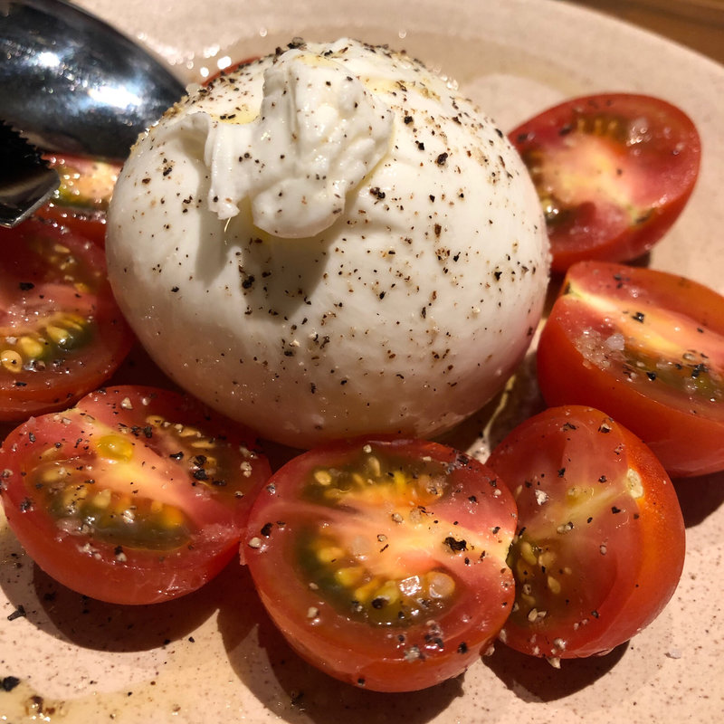 トマトとモッツァレラ(GONZO)