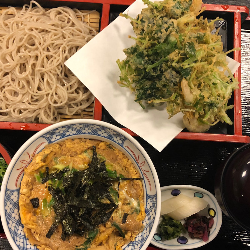 かきあげそば(そば辰 本店)