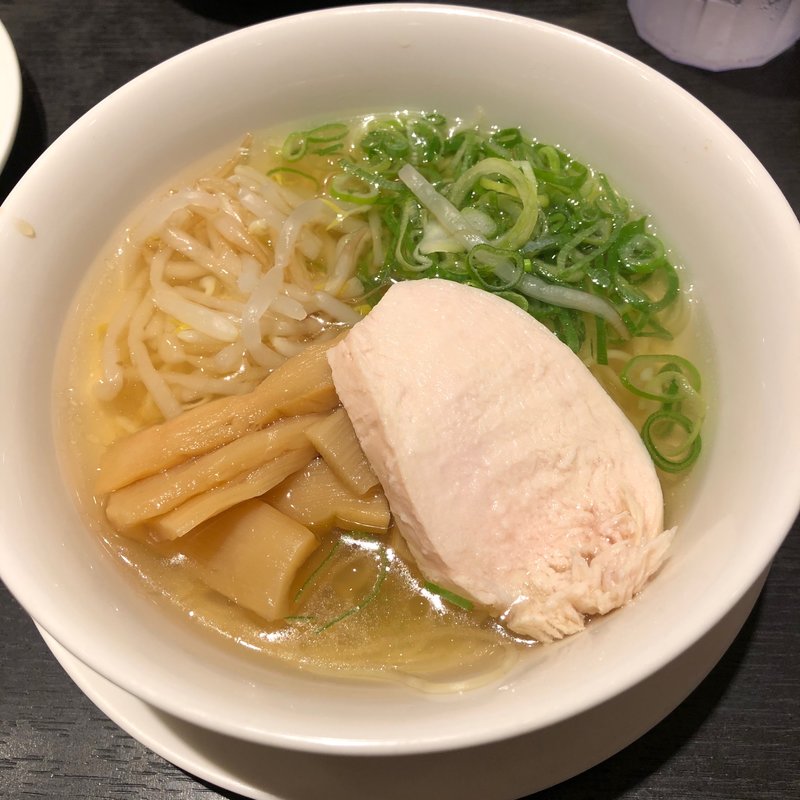 塩ラーメン(香港蒸籠 ヨドバシ梅田)