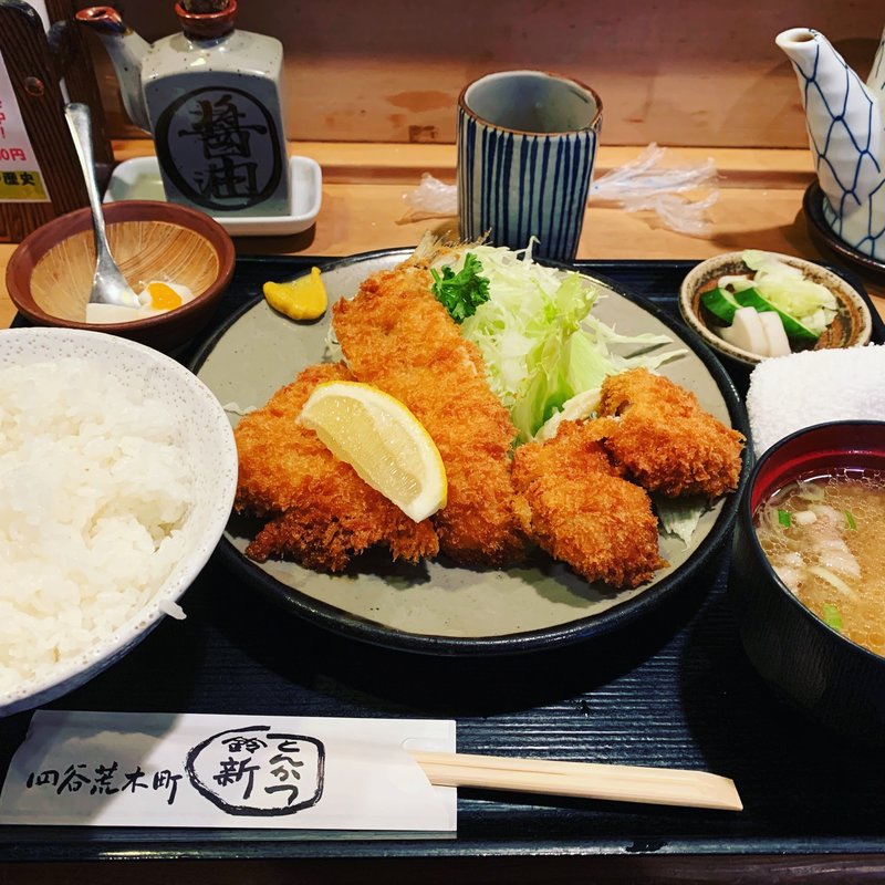 ヒレカツアジフライ定食(鈴新)