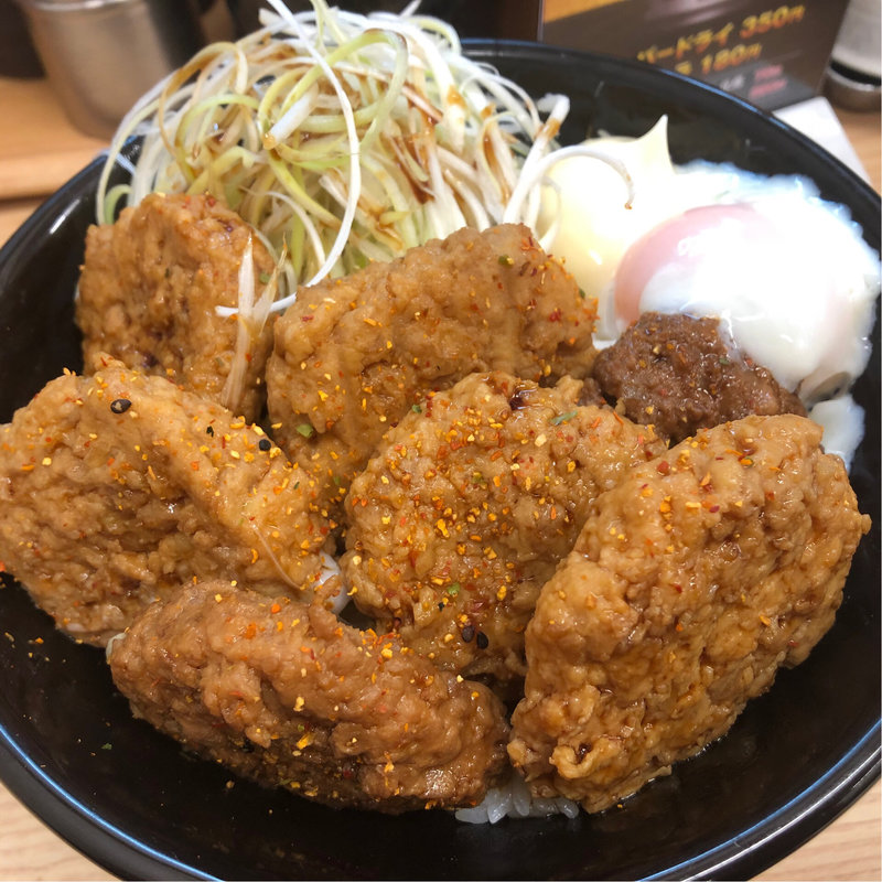 特盛 鶏つくねめし(岡むら屋 田町店)