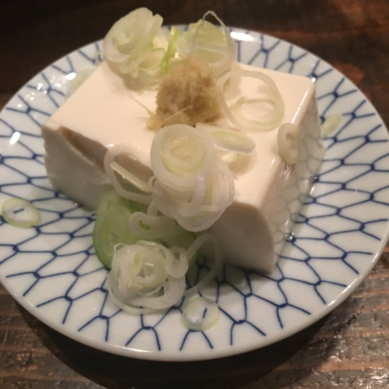 冷奴(やきとり まるま)