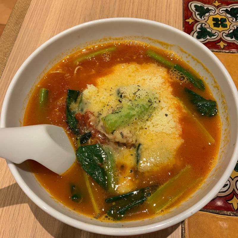 太陽のチーズラーメン(太陽のトマト麺withチーズ 新宿ミロード店)