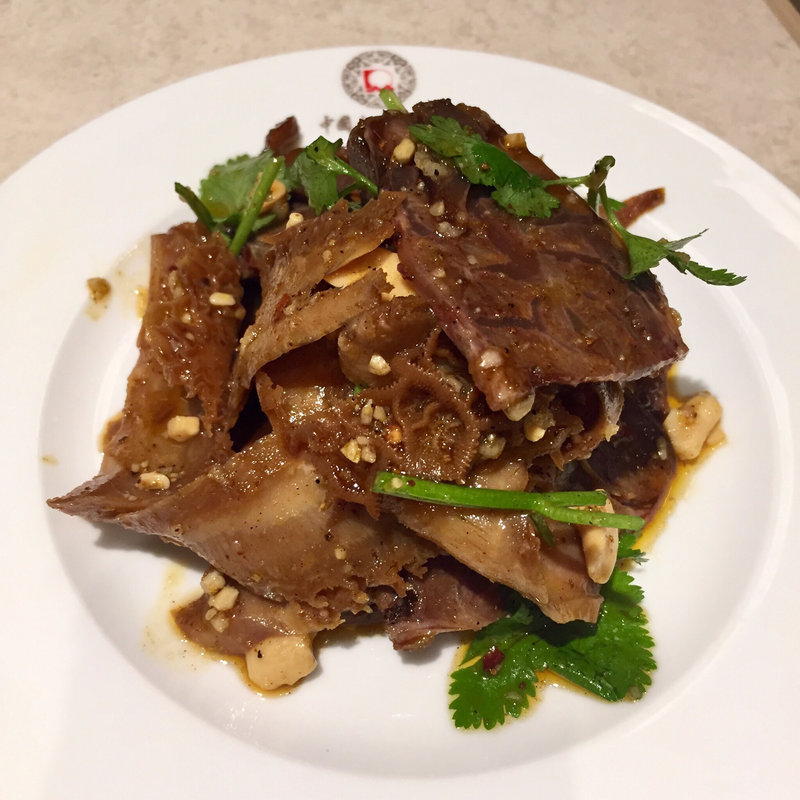 牛肉二種の四川辛味和え(中国大明火鍋城)