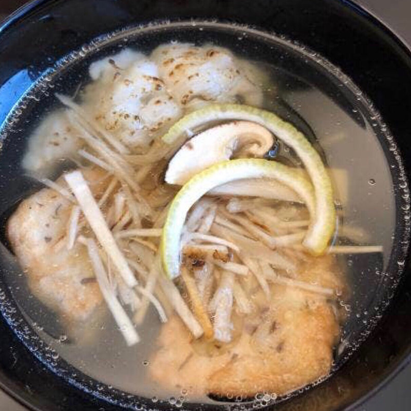 鱧、松茸、生麩の吸物(招福樓 東京店)