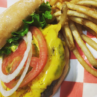 premium cheese burger(Teddy’s Bigger Burgers)