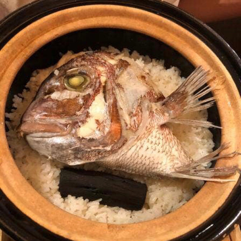 鯛めし(紀州山海料理 愚庵 丸ビル 丸の内店)