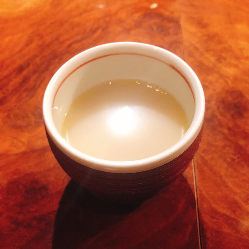 鶏がら汁(鶏ノ屋)