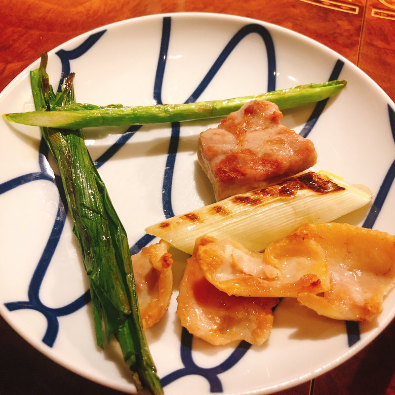 鶏の食べ比べ(鶏ノ屋)