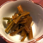 葉わさびのツンツン漬け(日本酒chintara 燻ト肉)
