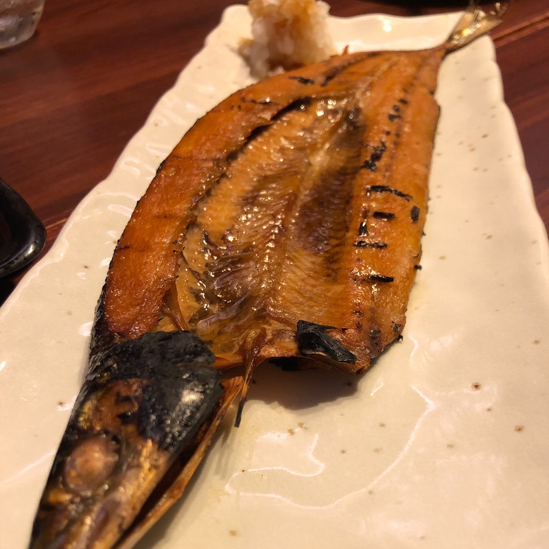 燻製秋刀魚(日本酒chintara 燻ト肉)