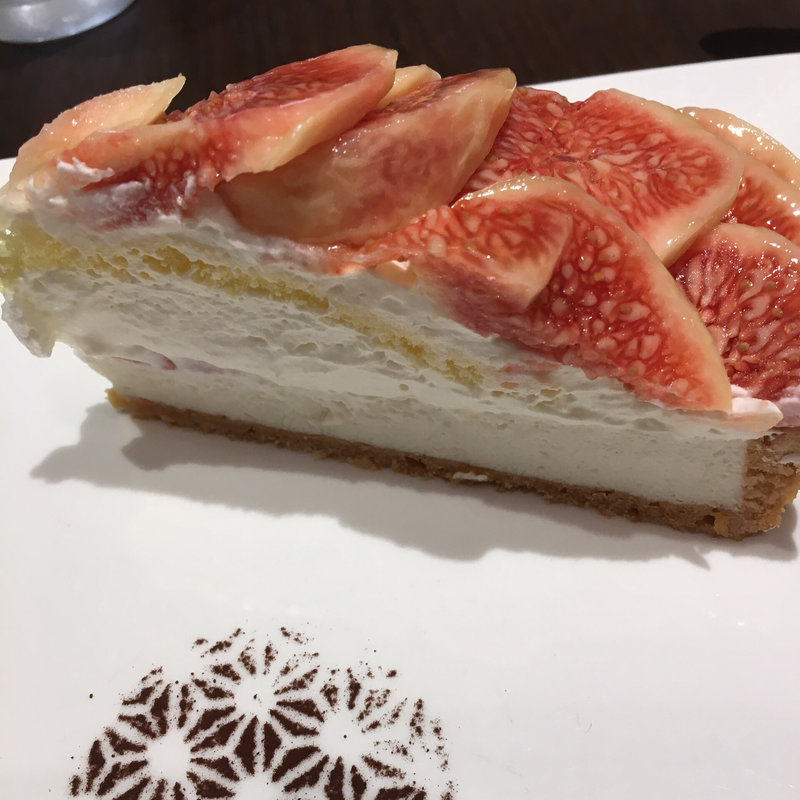 島根県出雲市産モーツァルトいちじく(カフェコムサ 船橋東武店)