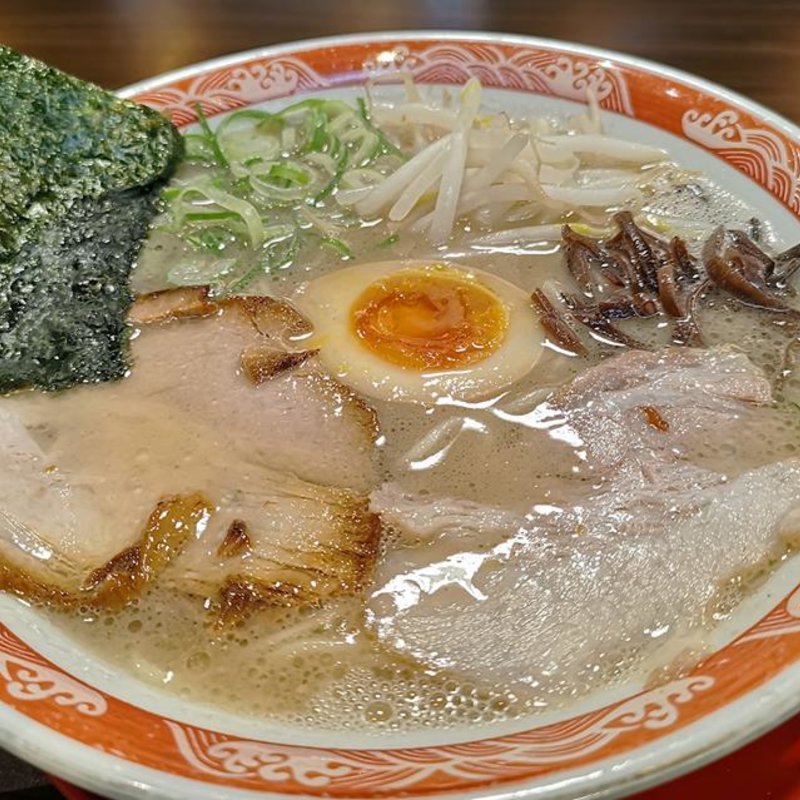 光四郎ラーメン(呼び戻しとんこつ 光四郎)