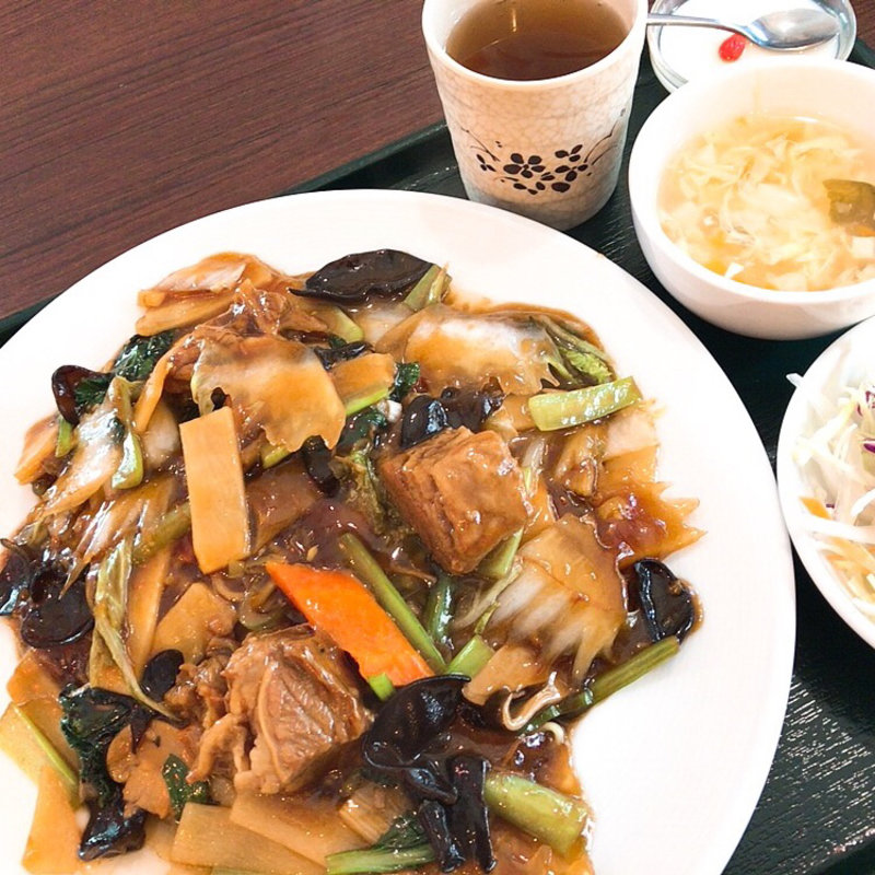 牛肉あんかけ焼きそば(中華ダイニング食之居)