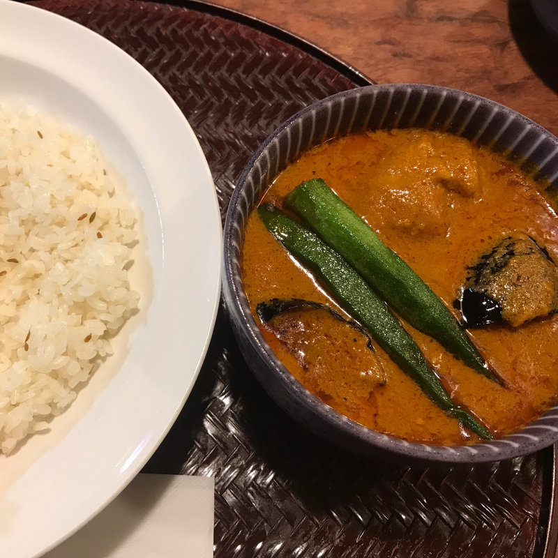 鶏手羽元と茄子のインド風カレー(パンチマハル )