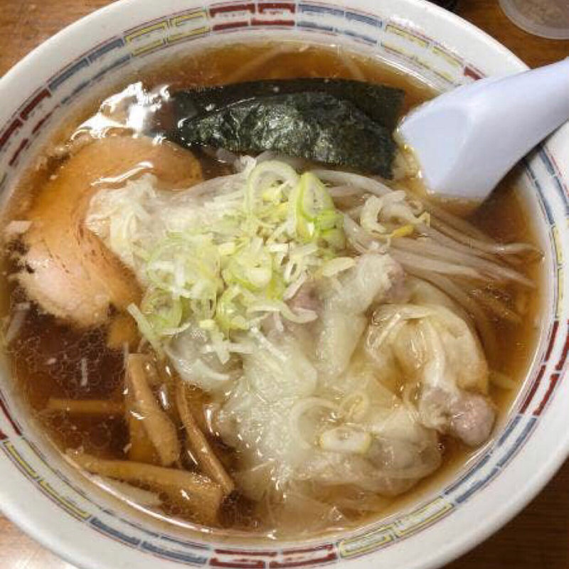 ワンタン麺(宝華らぁめん （ホウカラァメン）)