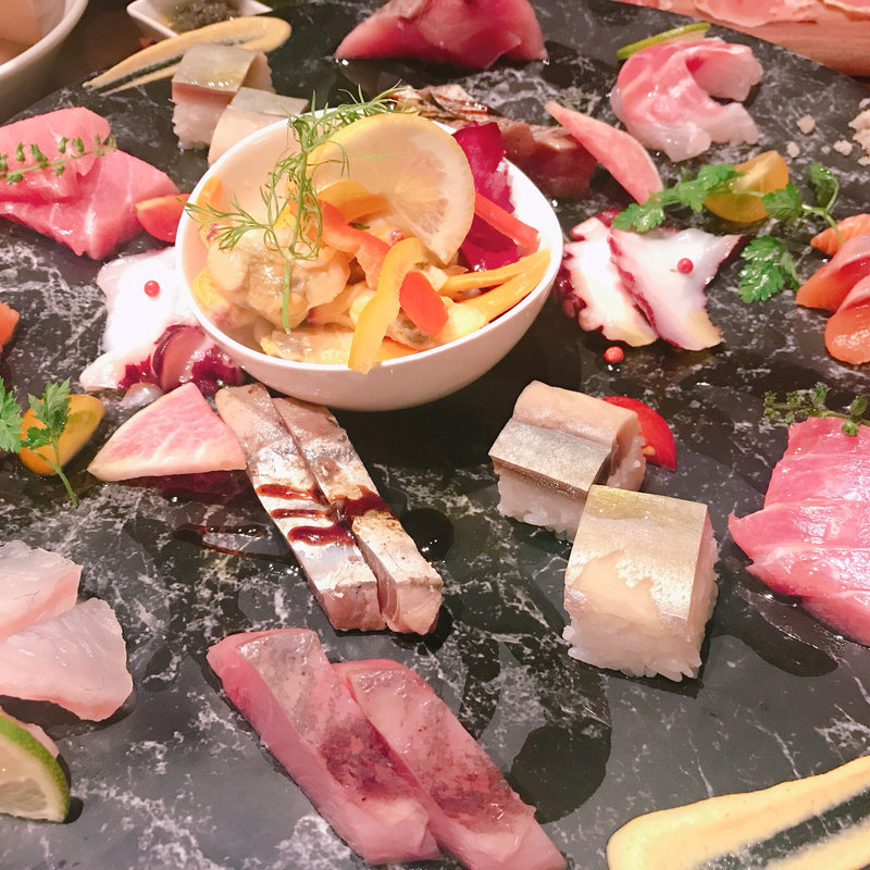 海の幸のカルパッチョ(びすとろ UOKIN 池袋)