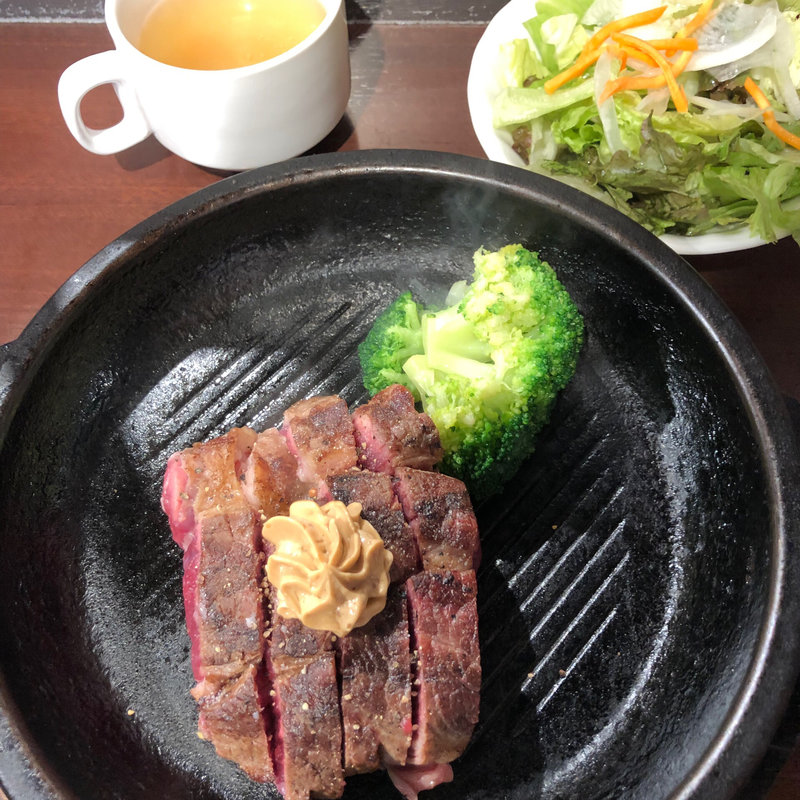 ワイルドステーキ200g(いきなりステーキ)