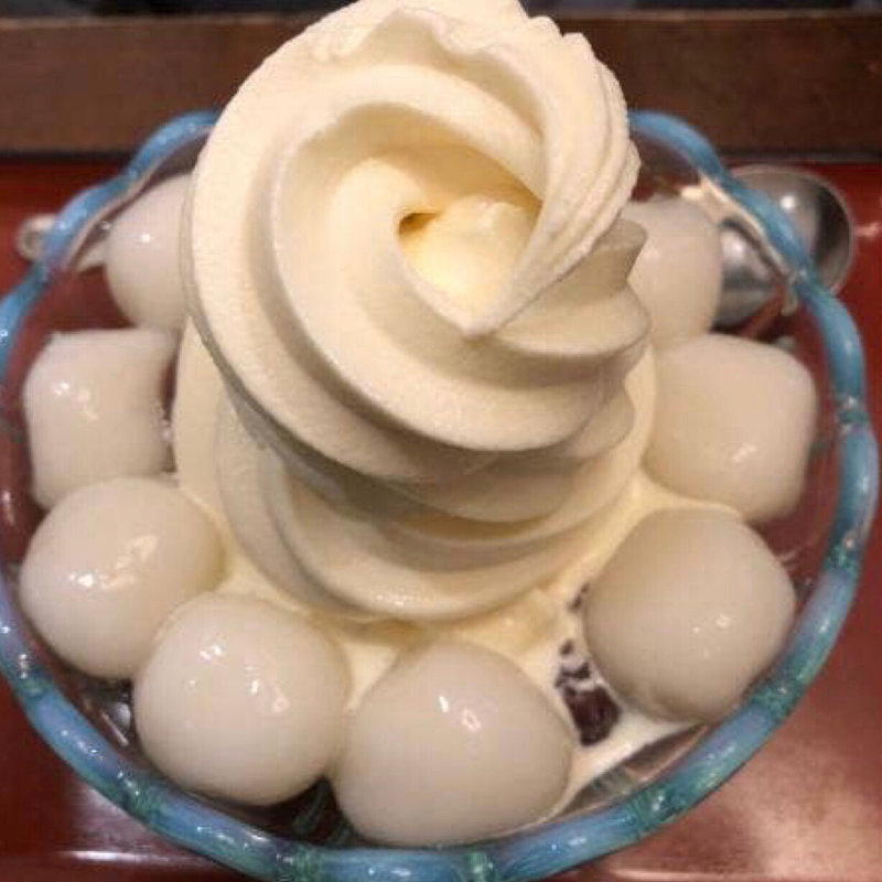 クリーム白玉ぜんざい白玉ダブル(おかめ)