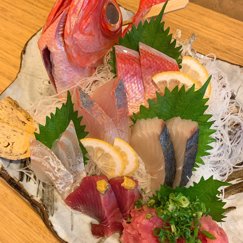 刺身盛り合わせ(横浜イカセンター)