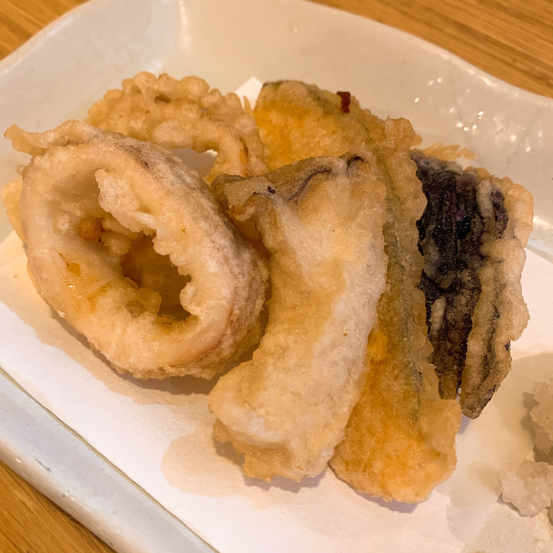 イカ天ぷらと旬野菜(横浜イカセンター)