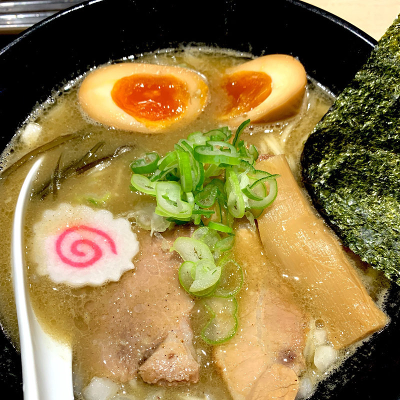 濃厚煮干しそば(煮干し中華そば 亘)