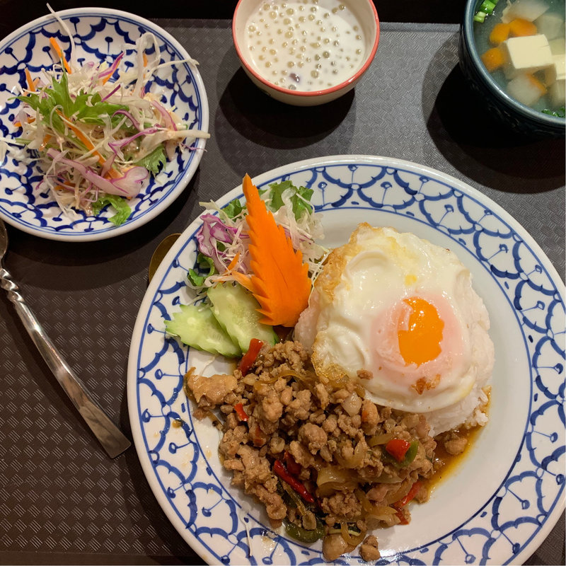 ガパオライス(ラーンナー タイレストラン)